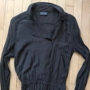 Retro silk jumpsuit 💥